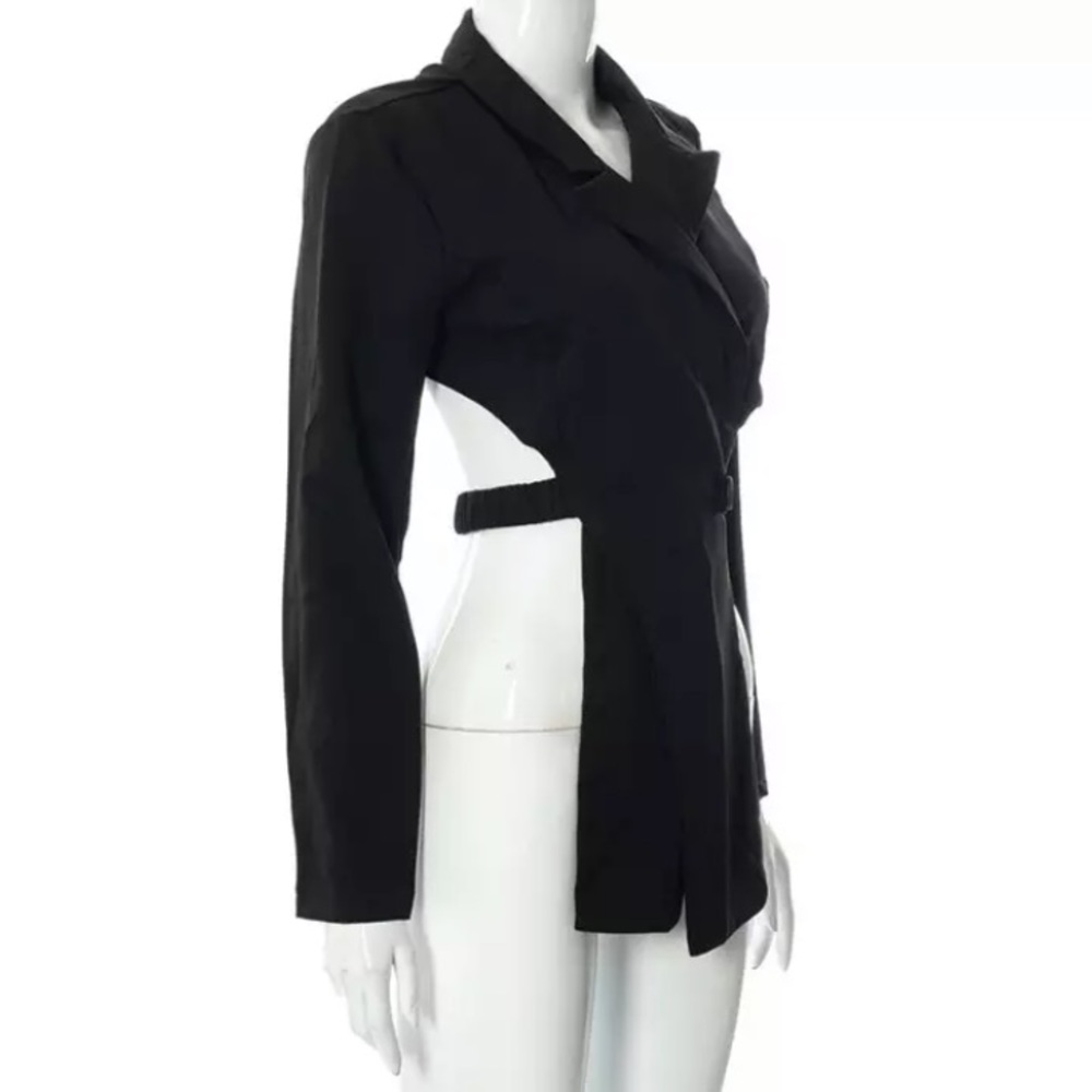 Blazer - Picture 4 of 5